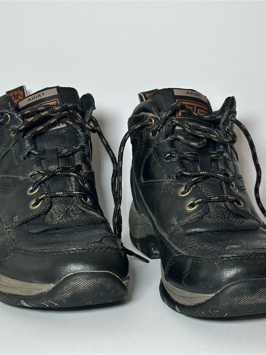 Ariat Shoes - Ariat Women’s Black Work lace up boots Size 6B